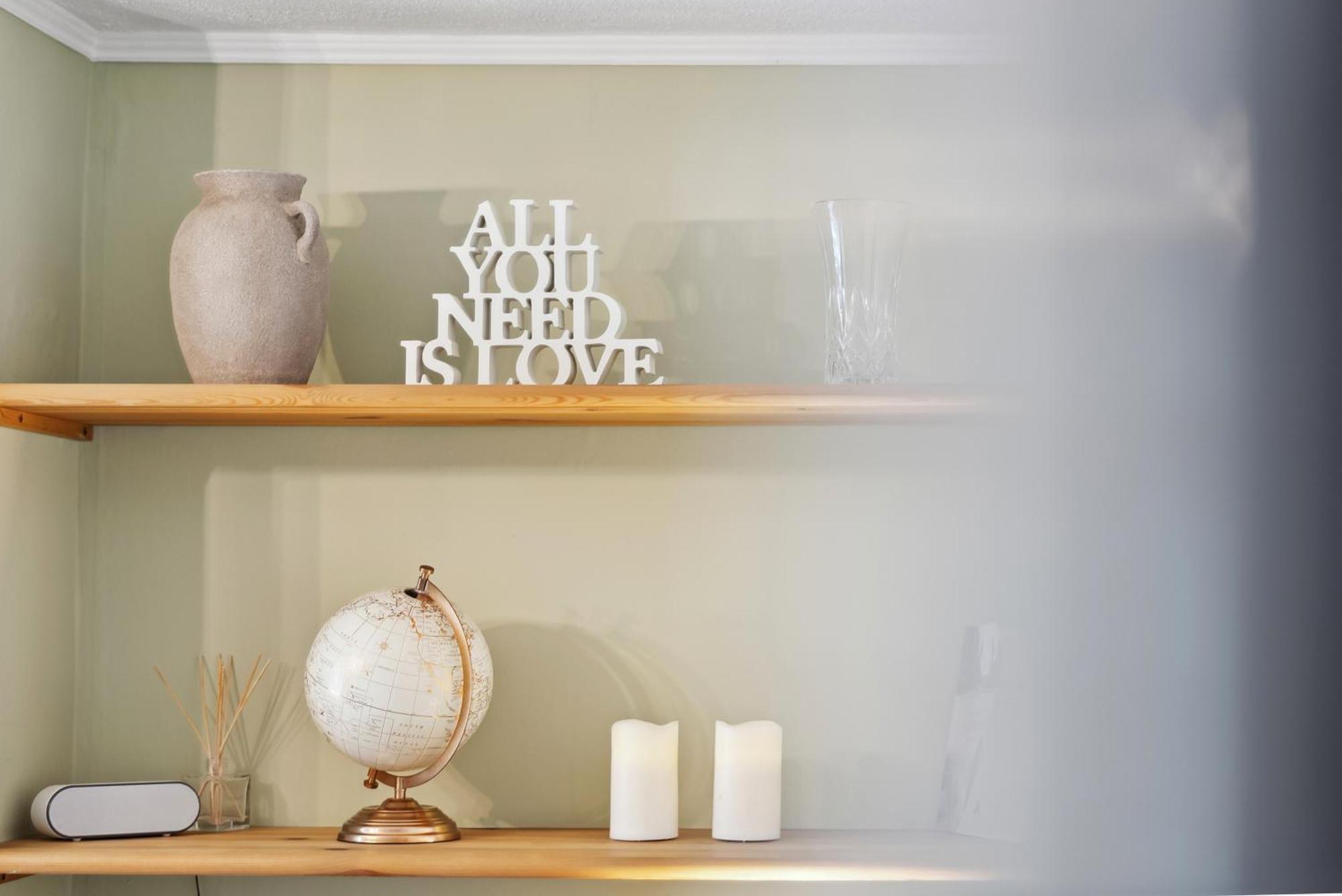 2 Bedrooms Stunning Westgate Cottage Retreat, Central Winchester, Free On-Street Parking Permit, With Garden Close To Cathedral - Sleeps 6, Pets Are Welcome, Summer Special Offer! - By Blue Puffin Stays Exterior photo